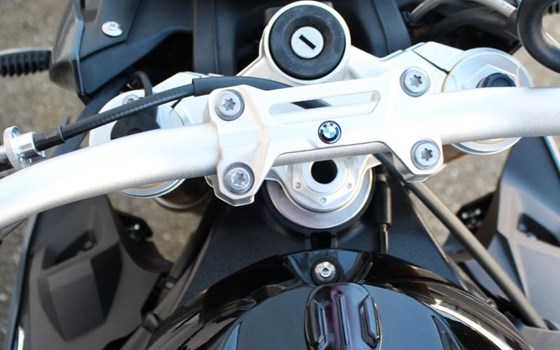 Gebrauchtmotorrad BMW S 1000 R - Bild 25