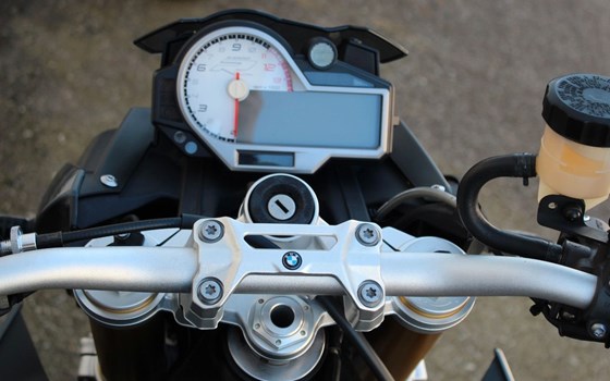 Gebrauchtmotorrad BMW S 1000 R - Bild 30