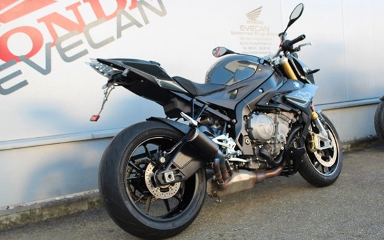 Gebrauchtmotorrad BMW S 1000 R - Bild 6