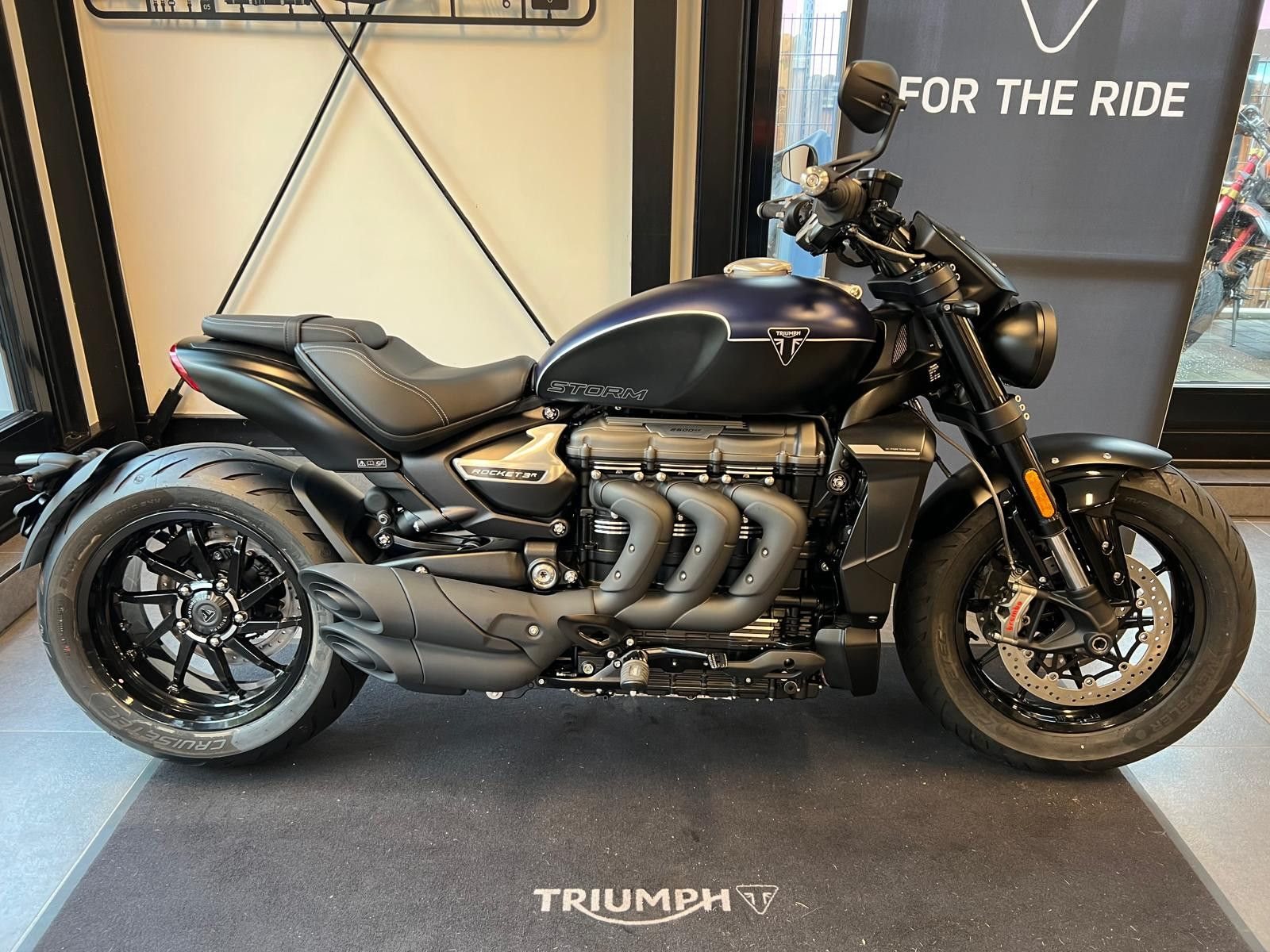 Triumph Rocket 3 Storm R