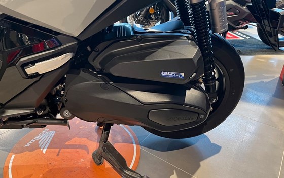 Gebrauchtmotorrad Honda ADV350 - Bild 9