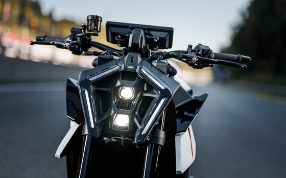 Neufahrzeug KTM 990 Duke R - Bild 6