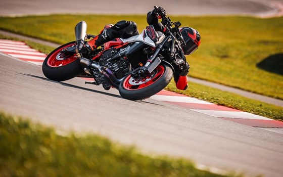 Neufahrzeug KTM 990 Duke R - Bild 9