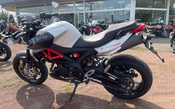 Gebrauchtmotorrad Aprilia Shiver 900 - Bild 1