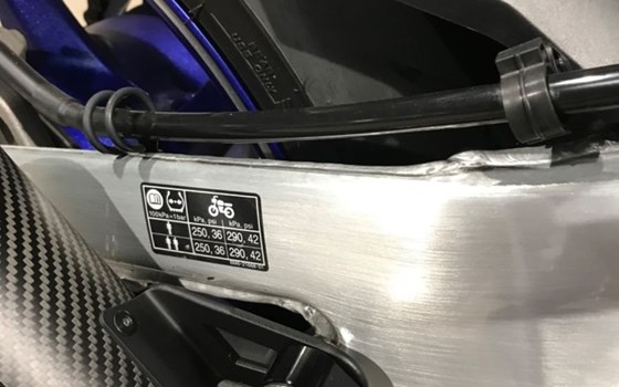 Gebrauchtmotorrad Yamaha MT-10 SP - Bild 11