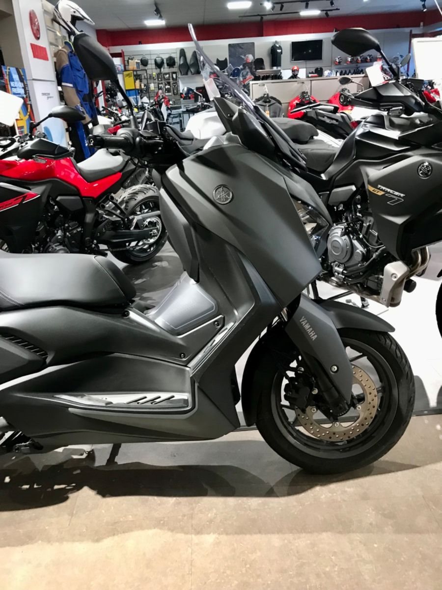 Yamaha XMAX 300
