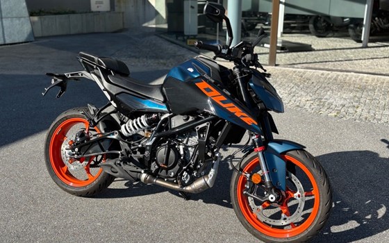 Neufahrzeug KTM 125 Duke - Bild 4