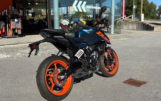 Neufahrzeug KTM 125 Duke - Bild 7