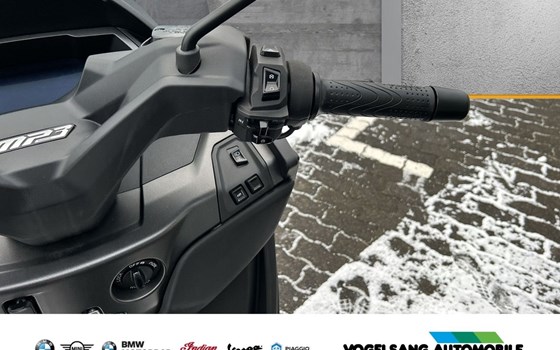 Gebrauchtmotorrad Piaggio MP3 400 Sport - Bild 7