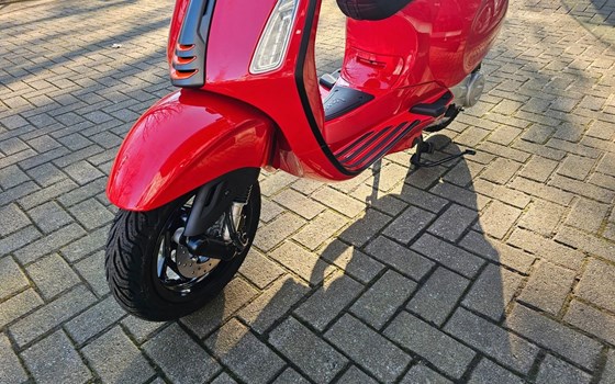 Neufahrzeug Vespa Sprint 50 S - Bild 4