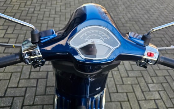 Neufahrzeug Vespa Primavera 125 S - Bild 11