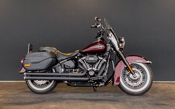 Gebrauchtmotorrad Harley-Davidson Softail Heritage Classic 114 FLHCS - Bild 9