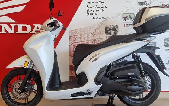 Gebrauchtmotorrad Honda SH350i - Bild 3