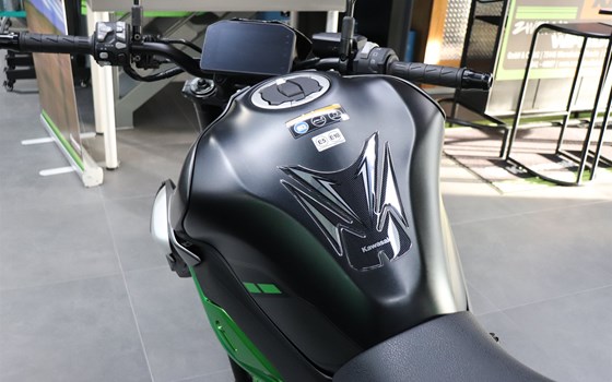 Gebrauchtmotorrad Kawasaki Z900 - Bild 8