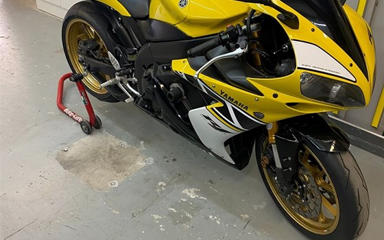 Gebrauchtmotorrad Yamaha R1 - Bild 3