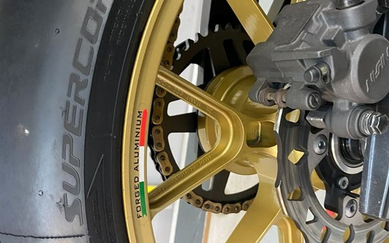 Gebrauchtmotorrad Yamaha R1 - Bild 4