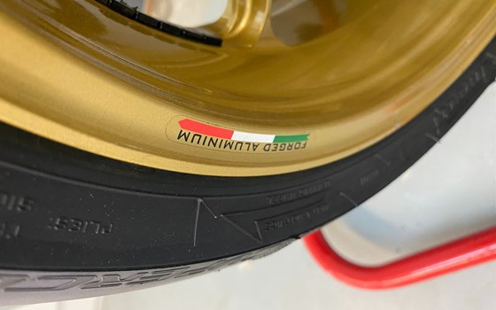 Gebrauchtmotorrad Yamaha R1 - Bild 7