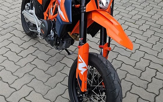 Gebrauchtmotorrad KTM 690 SMC R - Bild 1