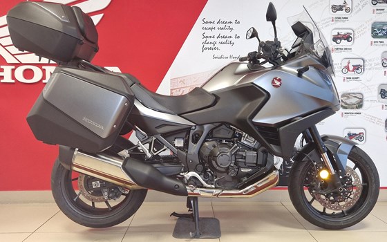 Gebrauchtmotorrad Honda NT1100 DCT - Bild 6