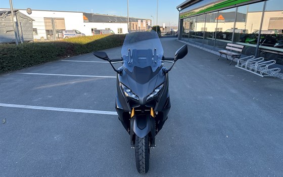 Neufahrzeug Yamaha TMAX 560 Tech Max - Bild 2