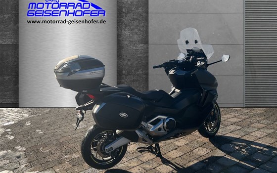 Gebrauchtmotorrad Honda Forza 750 - Bild 4