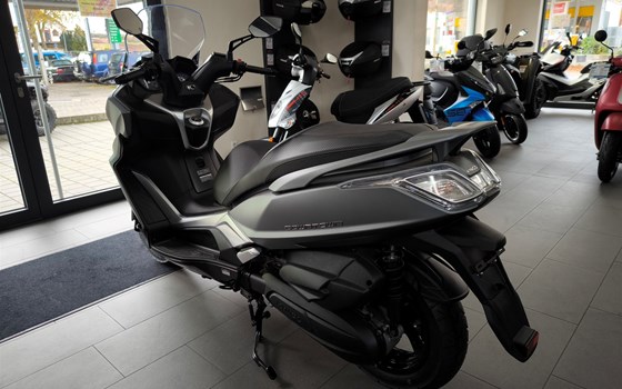 Gebrauchtmotorrad Kymco New Downtown 125i ABS - Bild 7