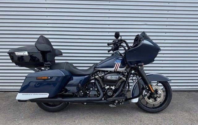 Harley-Davidson Touring Road Glide Special FLTRXS (Billiard Blue/Stonewashed White) - Bild 1