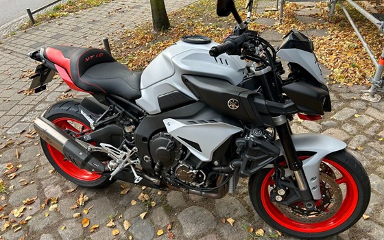 Gebrauchtmotorrad Yamaha MT-10 - Bild 1