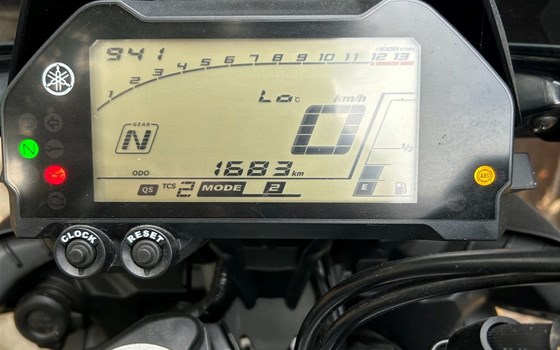 Gebrauchtmotorrad Yamaha MT-10 - Bild 3