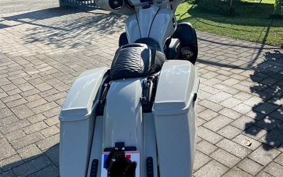 Gebrauchtmotorrad Harley-Davidson Road Glide FLTRX - Bild 8