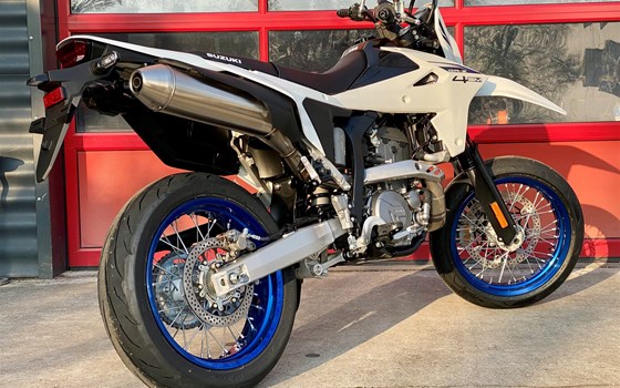 Neufahrzeug Suzuki DR-Z4SM - Bild 3