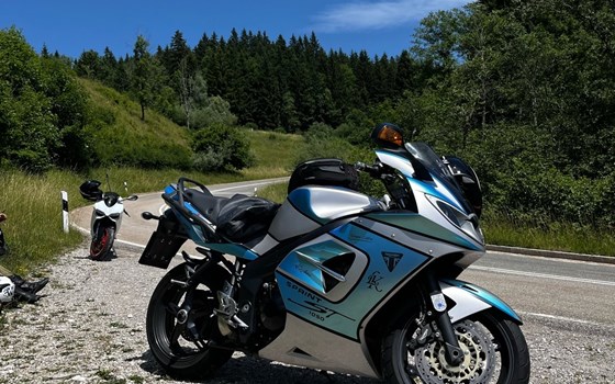 Gebrauchtmotorrad Triumph Sprint ST 1050 - Bild 2