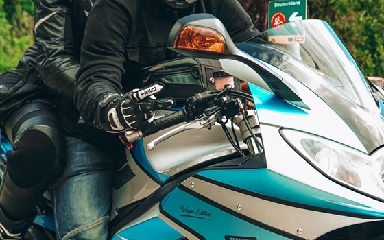 Gebrauchtmotorrad Triumph Sprint ST 1050 - Bild 4