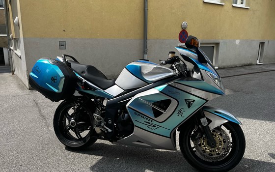 Gebrauchtmotorrad Triumph Sprint ST 1050 - Bild 10