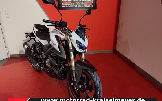 Neufahrzeug QJ Motor SRK 125 S - Bild 1
