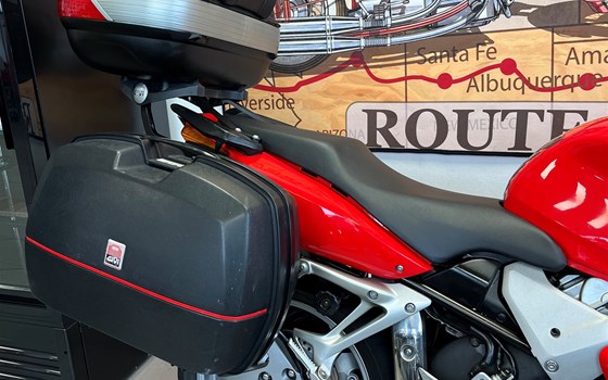 Gebrauchtmotorrad Honda VFR 800 F - Bild 3