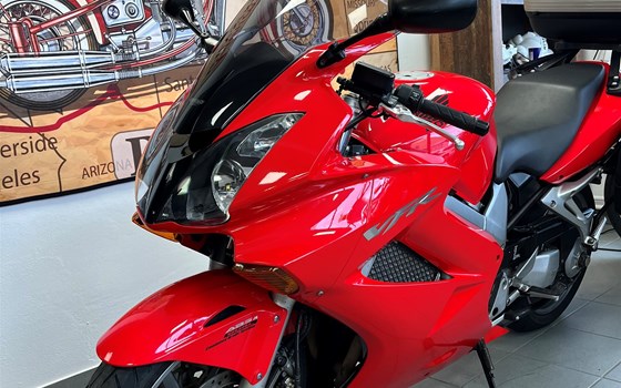 Gebrauchtmotorrad Honda VFR 800 F - Bild 6