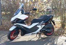 Neumotorrad Kymco Xciting 500i