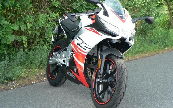 Neufahrzeug Aprilia RS 125 - Bild 3