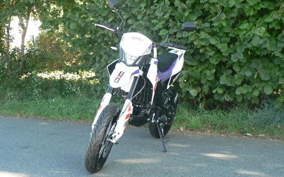 Neufahrzeug Aprilia SX 125 - Bild 1