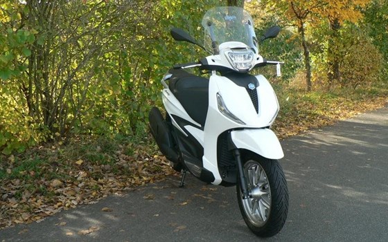 Neufahrzeug Piaggio Beverly 400 - Bild 4