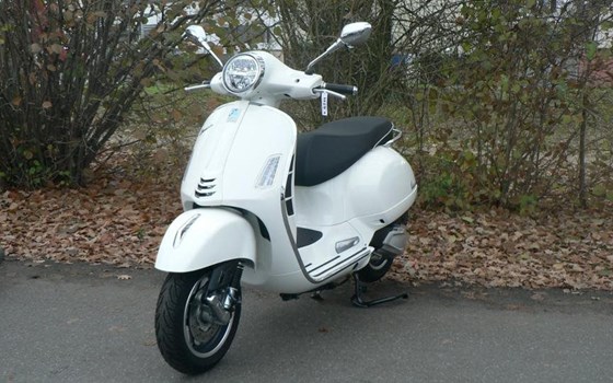 Neufahrzeug Vespa GTS 310 Super - Bild 1