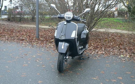 Neufahrzeug Vespa GTS 310 Super - Bild 1