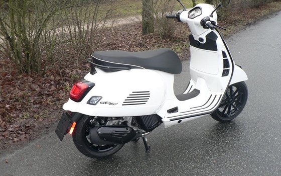 Neufahrzeug Vespa GTS 125 - Bild 13