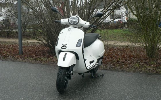 Neufahrzeug Vespa GTS 125 - Bild 2