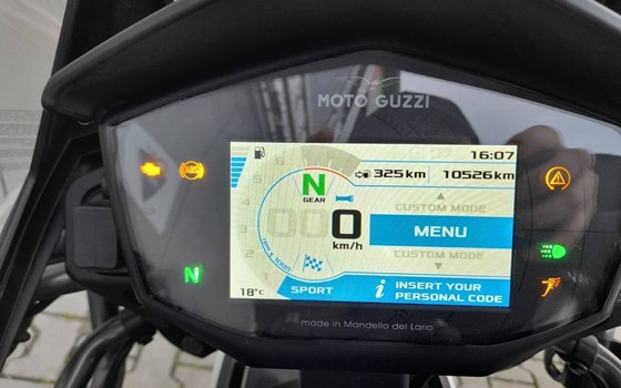 Gebrauchtmotorrad Moto Guzzi V85 TT Guardia d'Onore - Bild 4