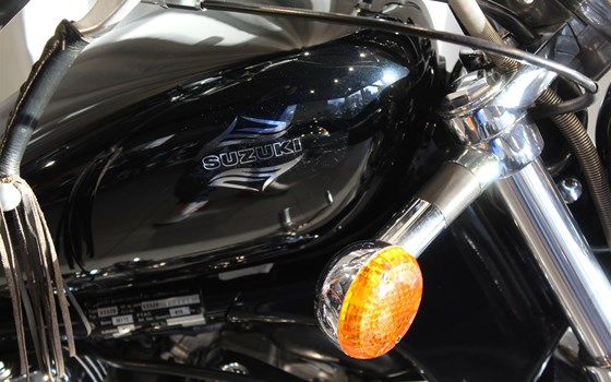 Gebrauchtmotorrad Suzuki Intruder VS 800 - Bild 2