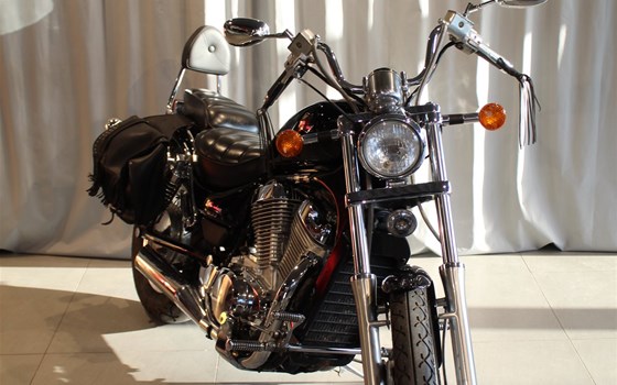 Gebrauchtmotorrad Suzuki Intruder VS 800 - Bild 6