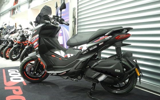 Neufahrzeug Aprilia SR GT Replica 125 - Bild 2