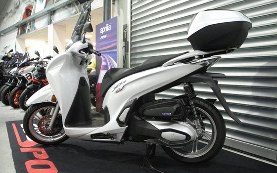 Gebrauchtmotorrad Honda SH350i - Bild 2